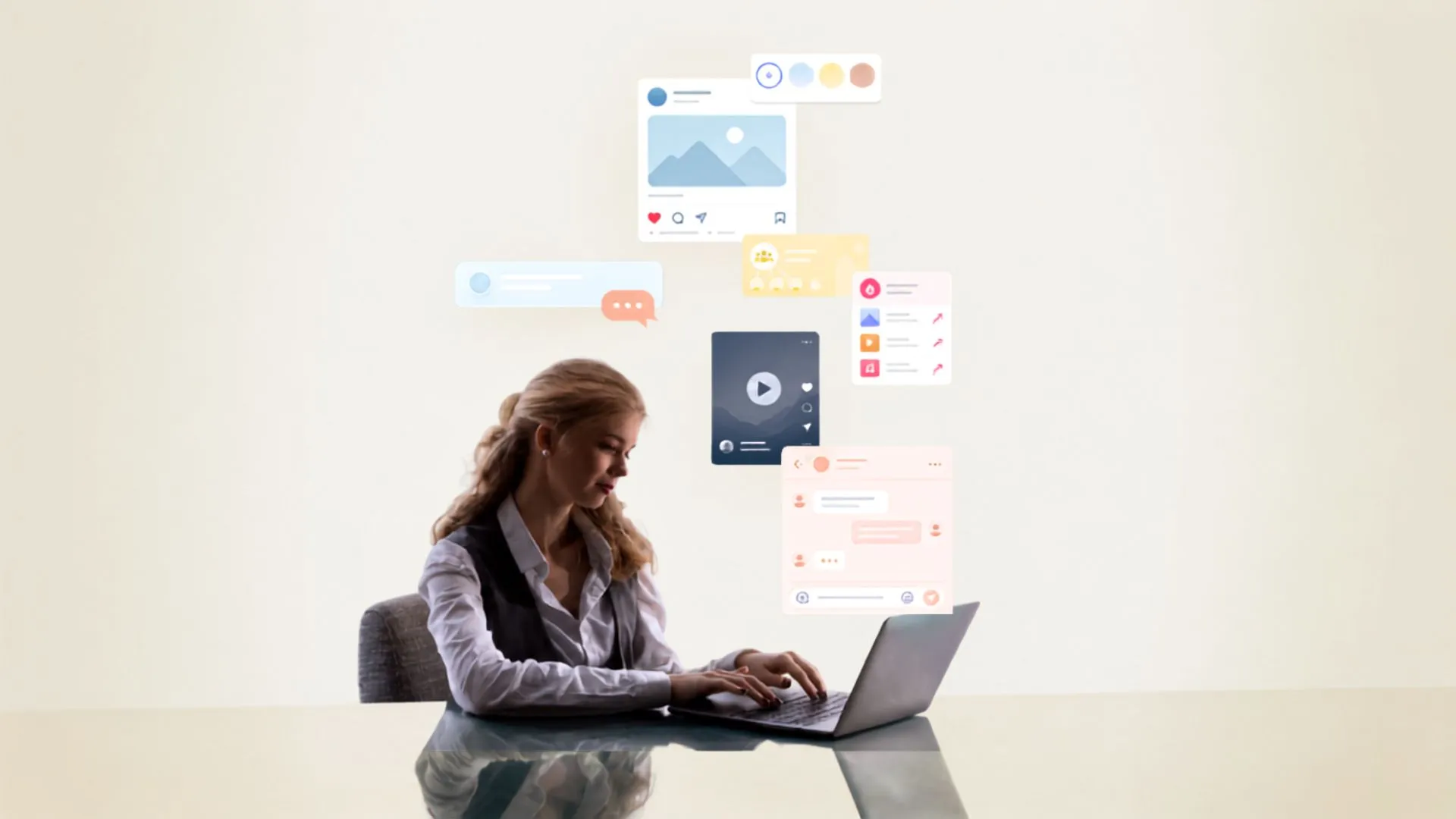 Professionnelle créant du contenu et gérant des publicités en ligne sur les réseaux sociaux