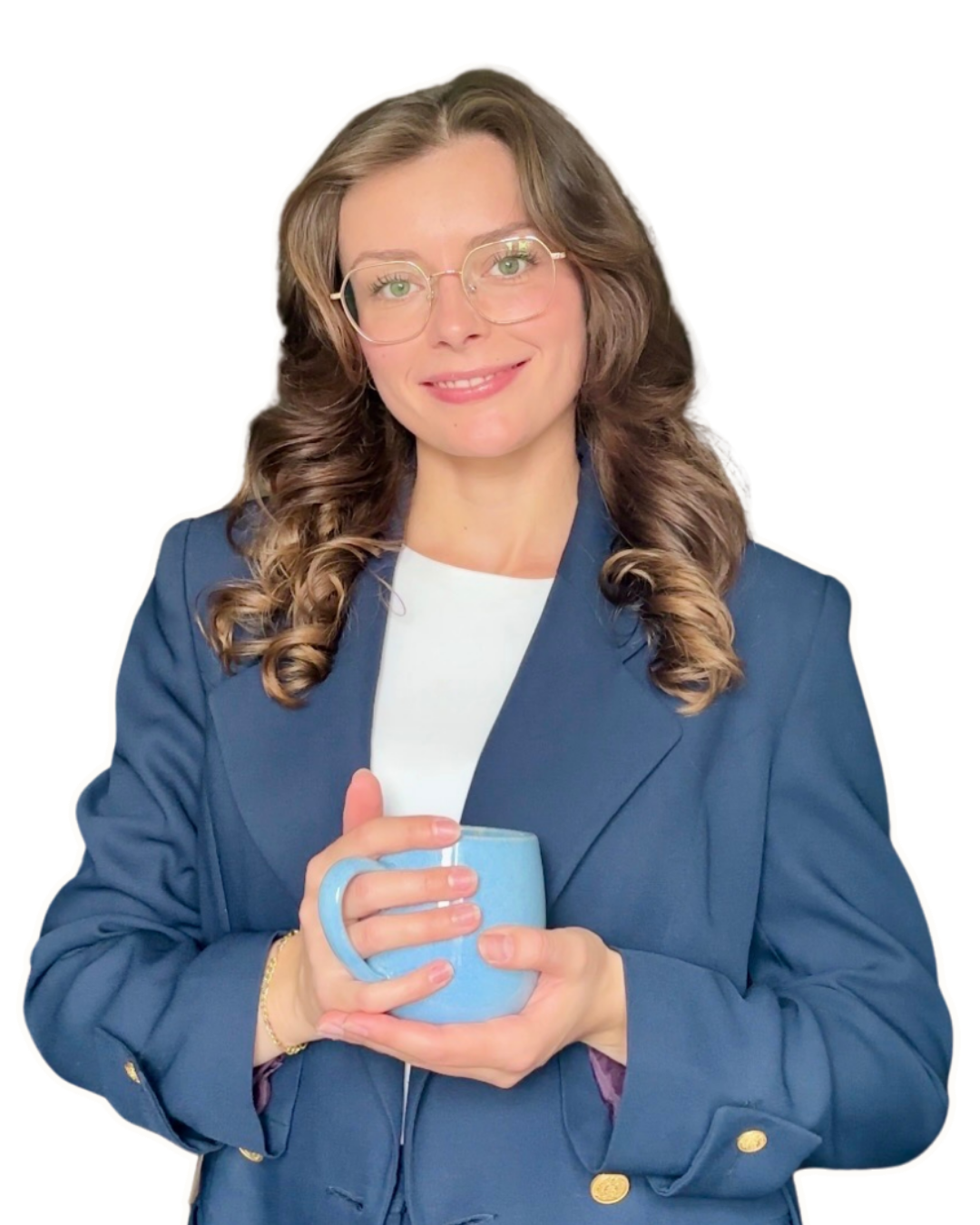Candice, fondatrice de l’agence digitale Tékitoi, tenant une tasse